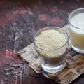 Рисовая каша на молоке (2 рецепта)