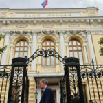 Средняя ставка по вкладам в топ-10 банков выросла третий раз подряд