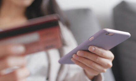 Банки начали запрашивать родственную связь при переводе денег