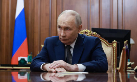 Шохин назвал темы, которые обсудили на встрече Путина с бизнесом