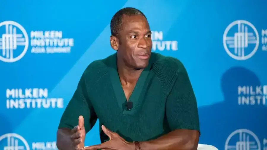 Артур Хейс распродает эфир ради покупки других альткоинов