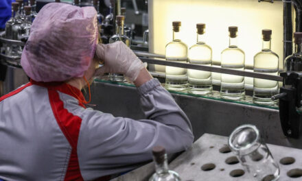 ФАС разрешила «Росспиртпрому» купить крупнейшего производителя водки