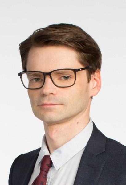 
                    Первый зампред ВТБ Пьянов дал совет, куда вложить деньги прямо сейчас
                