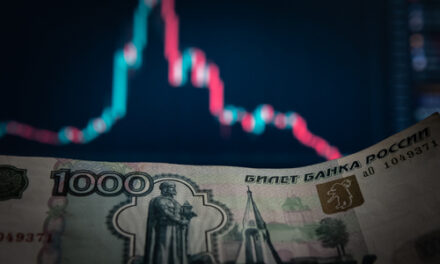 Объем наличных в обращении резко вырос