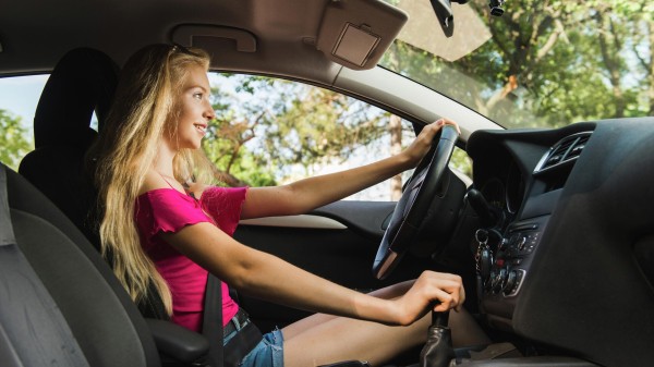 Транспортный налог в 2025 году: расчет ставки и как сэкономить