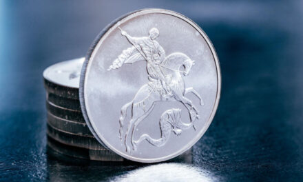 Цены на серебро впервые в истории превысили $66 за унцию