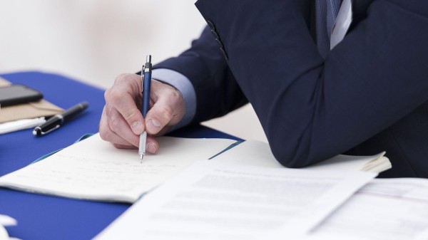 Как написать расписку: правила оформления, какие данные указать Как написать расписку: правила оформления, какие данные указать