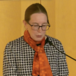 Комиссар SEC: криптовалюта «помогает подтолкнуть к переоценке» конфиденциальности