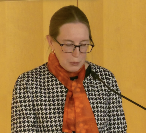 Комиссар SEC: криптовалюта «помогает подтолкнуть к переоценке» конфиденциальности Комиссар SEC: криптовалюта «помогает подтолкнуть к переоценке» конфиденциальности