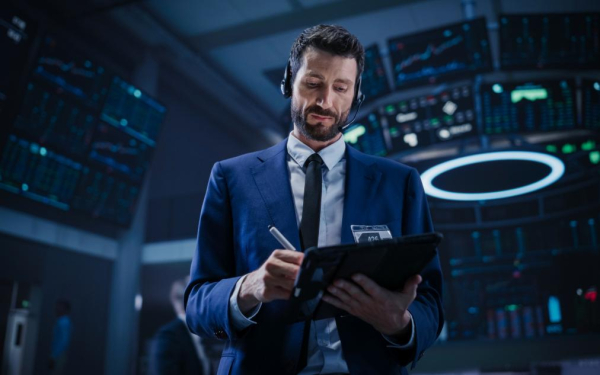 Крупнейшая платформа для закупок B2B-РТС провела IPO на ₽2,4 млрд